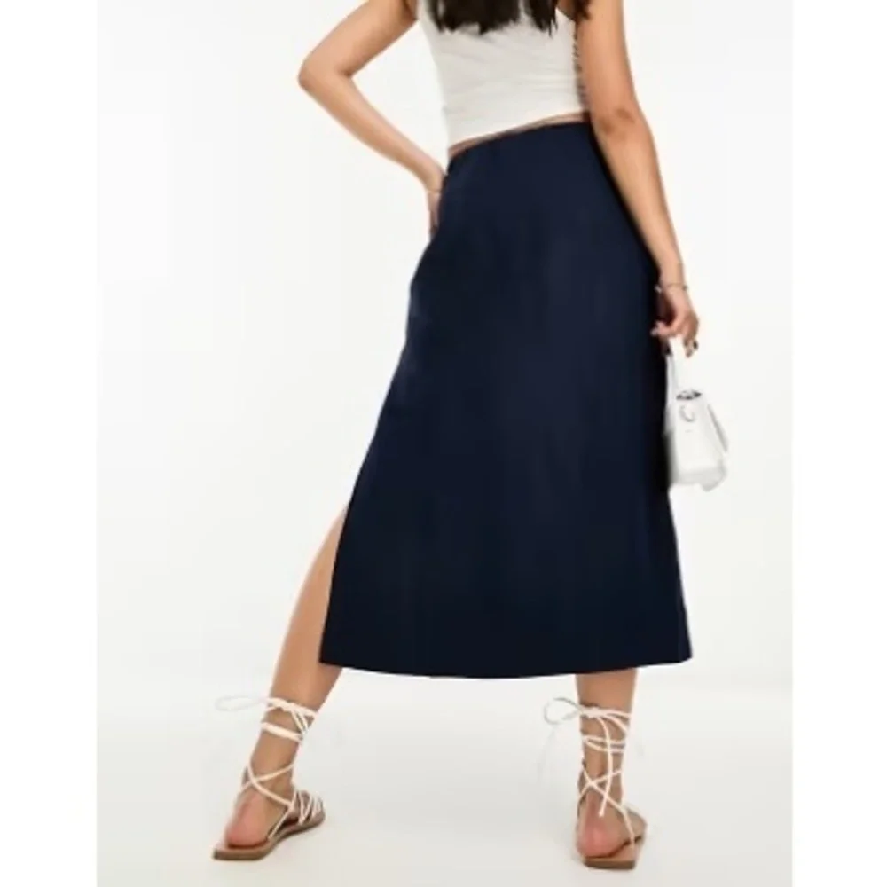 A&F Premium Linen Midi Skirt - Navy - XL Petite